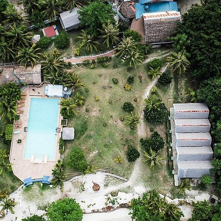 Thresher Cove Dive Resort Malapascua Exterior foto