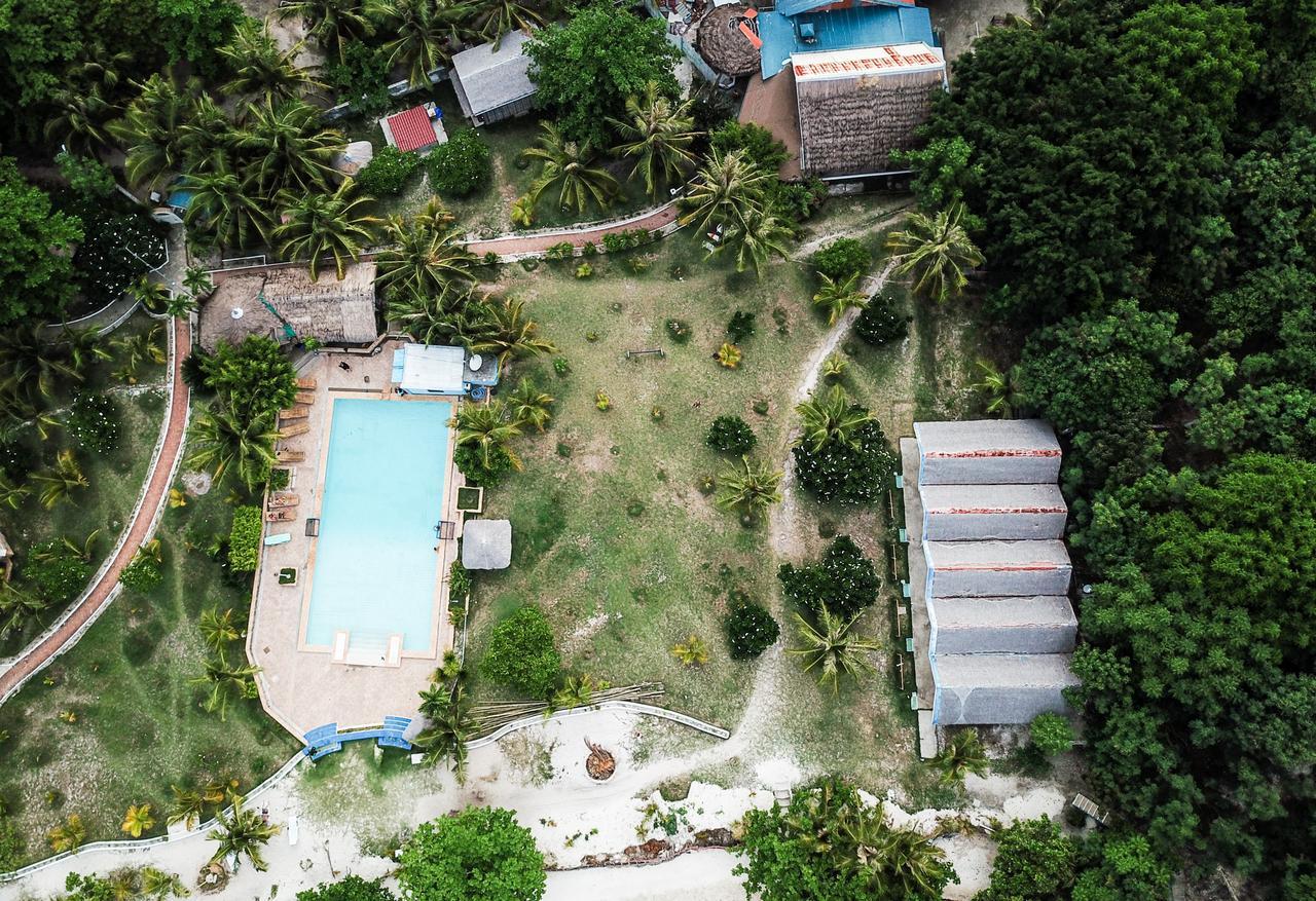 Thresher Cove Dive Resort Malapascua Exterior foto